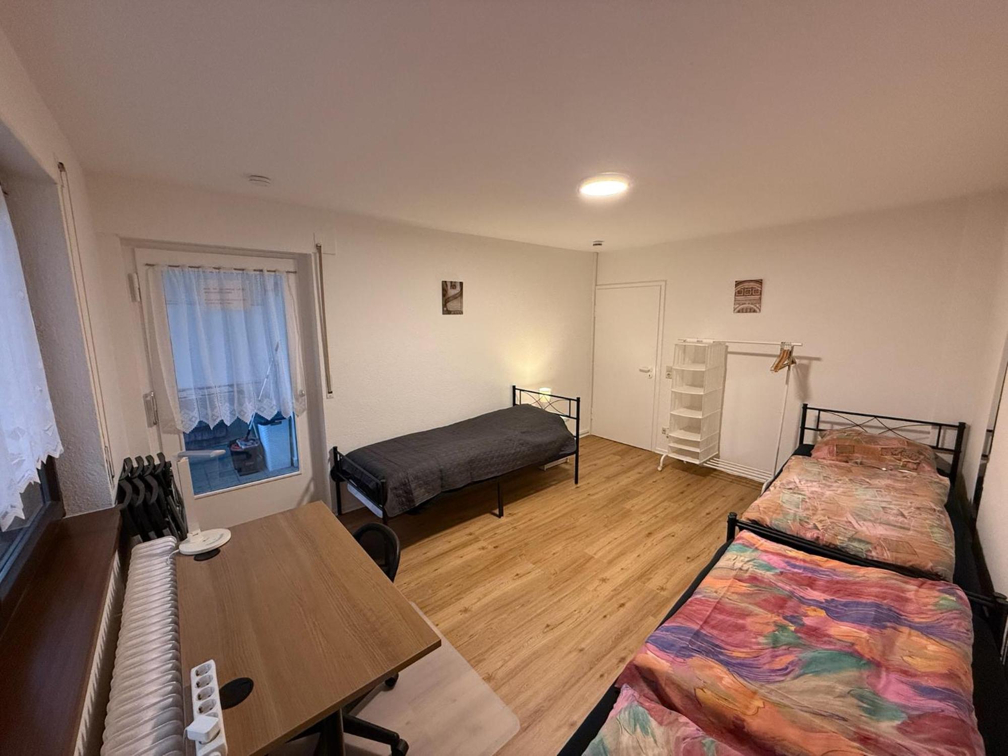 Big, Cosy And Central Apartment Карлсруе Екстериор снимка